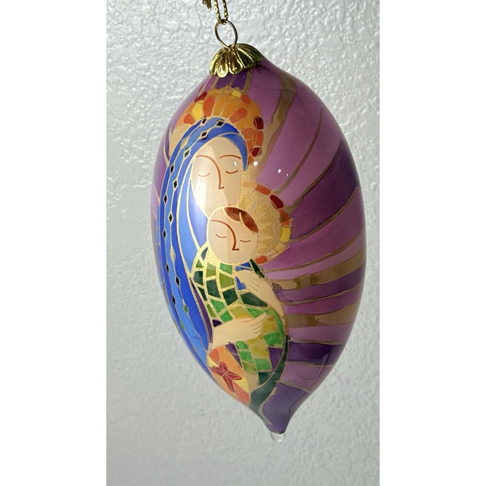 Li Bien 2010 Nativity Teardrop Glass Ornament Mary Baby Jesus 5”